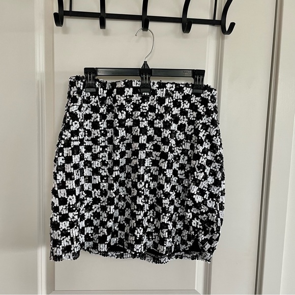GB Black and White Checkered Sequin Mini Skirt NWT - Picture 2 of 5